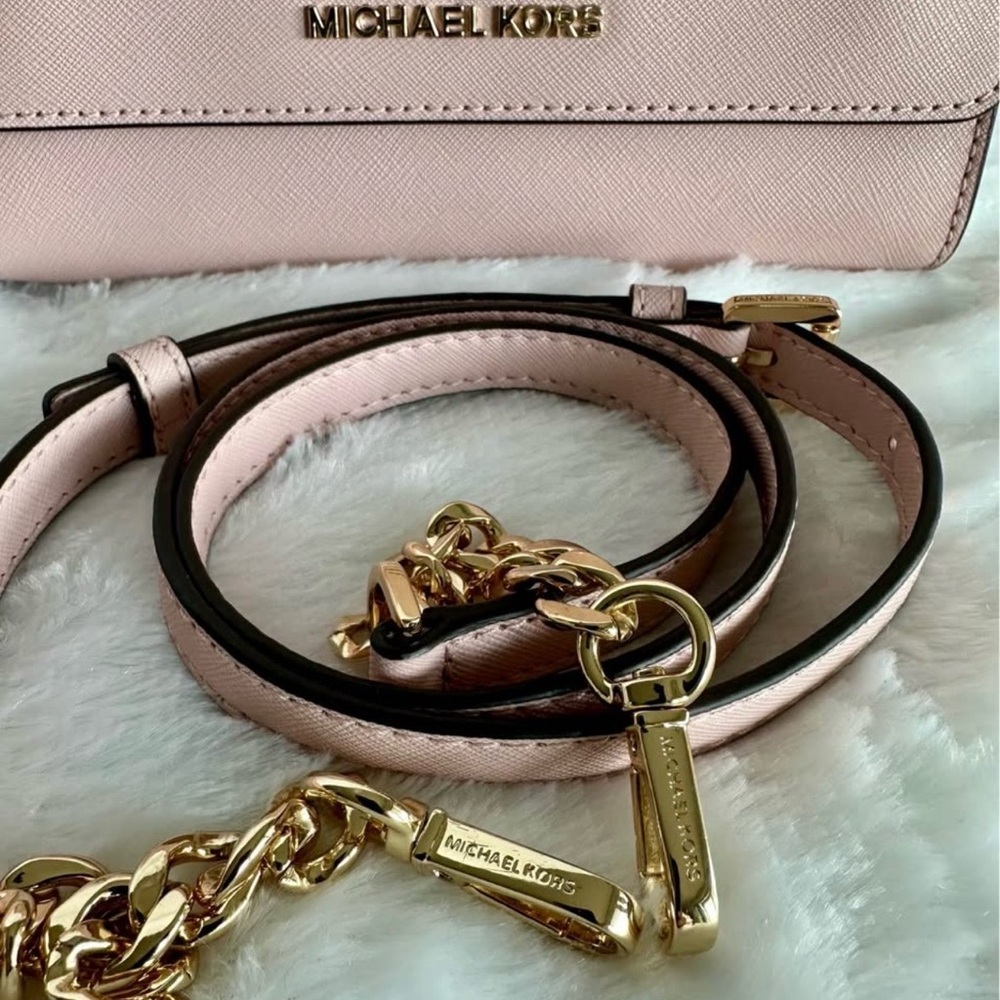 Michael Kors Blush Wristlet Clutch - Picture 2 of 6